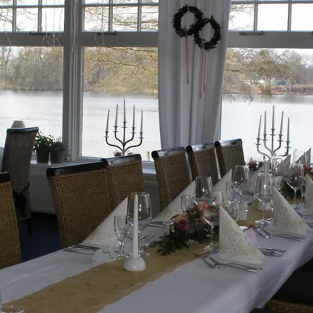 Fährhaus Niederkleveez 3* Boßdorf