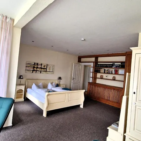 Faehrhaus Niederkleveez Hotel Boßdorf
