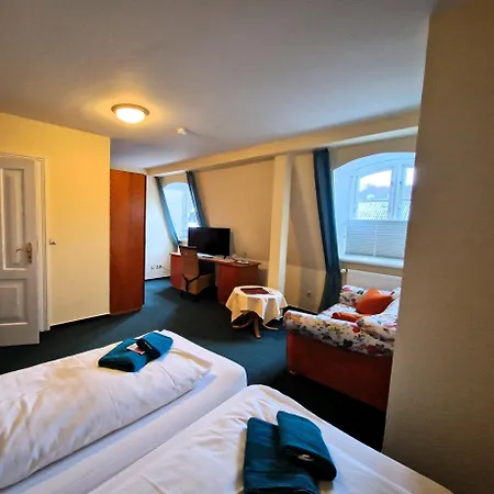 Faehrhaus Niederkleveez Hotel 3*