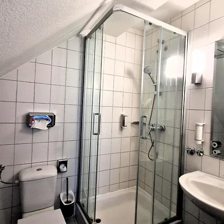 Hotel Faehrhaus Niederkleveez Boßdorf