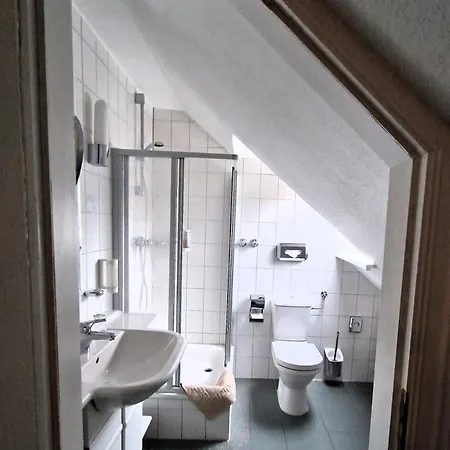 Hotel Faehrhaus Niederkleveez Boßdorf
