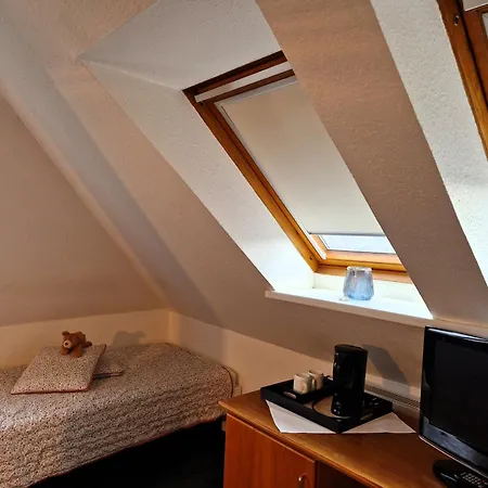 Faehrhaus Niederkleveez 3* Boßdorf