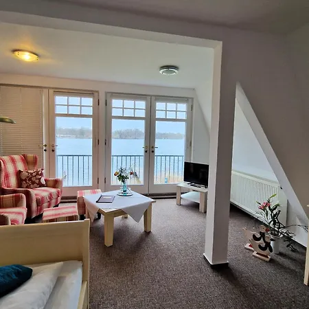 Hotel Faehrhaus Niederkleveez