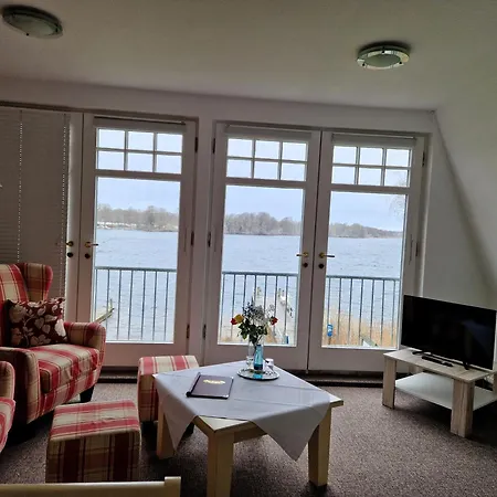 Hotel Faehrhaus Niederkleveez