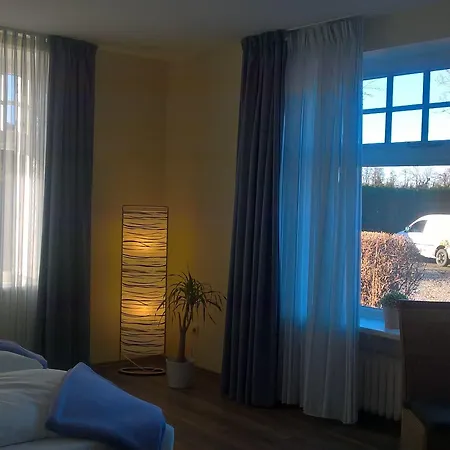 Faehrhaus Niederkleveez 3*