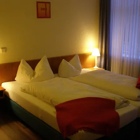 Hotel Faehrhaus Niederkleveez