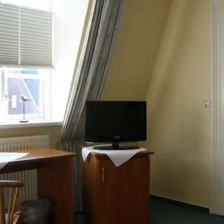 Faehrhaus Niederkleveez 3* Boßdorf