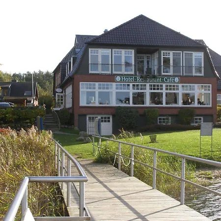 Faehrhaus Niederkleveez